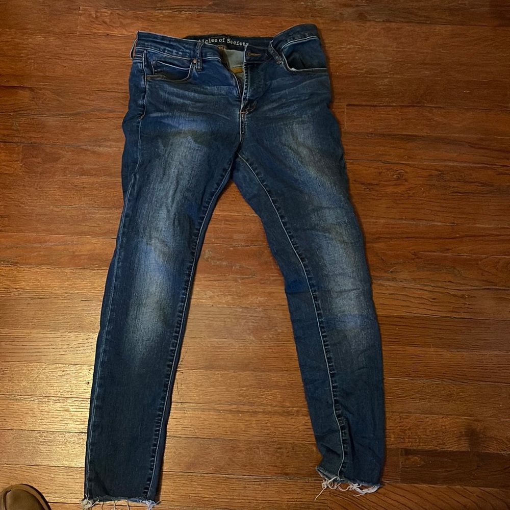 Articles of Society, mid rise, raw hem jeans.  Size 27 (4)